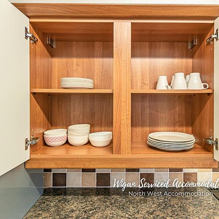 Wigan Serviced Accommodation Екстер'єр фото