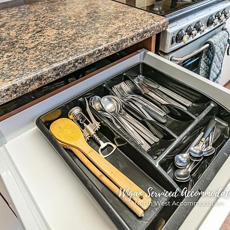 Wigan Serviced Accommodation Екстер'єр фото