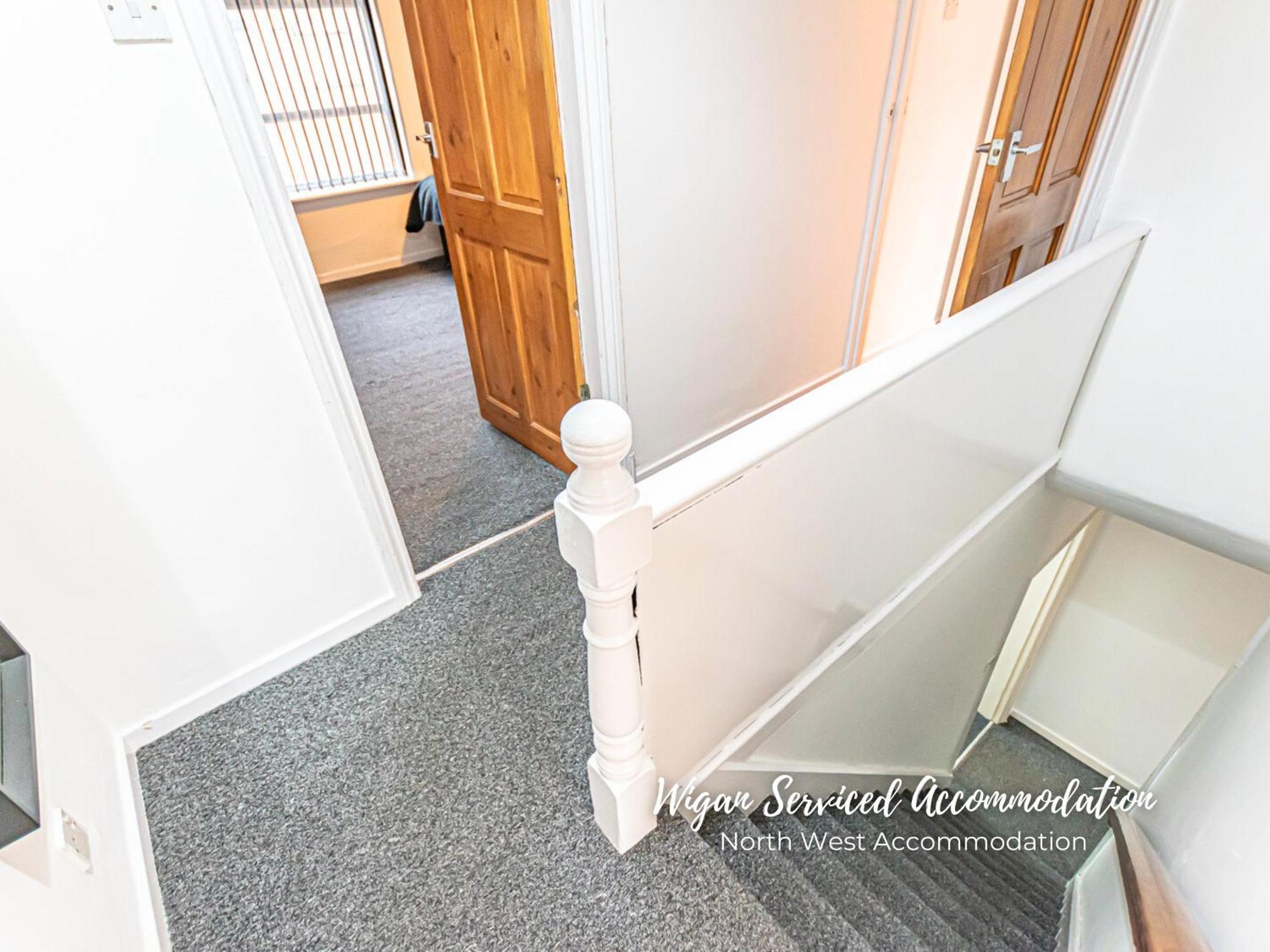 Wigan Serviced Accommodation Екстер'єр фото