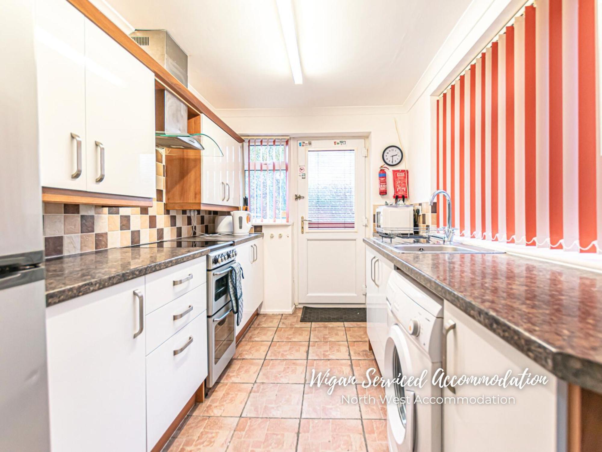 Wigan Serviced Accommodation Екстер'єр фото