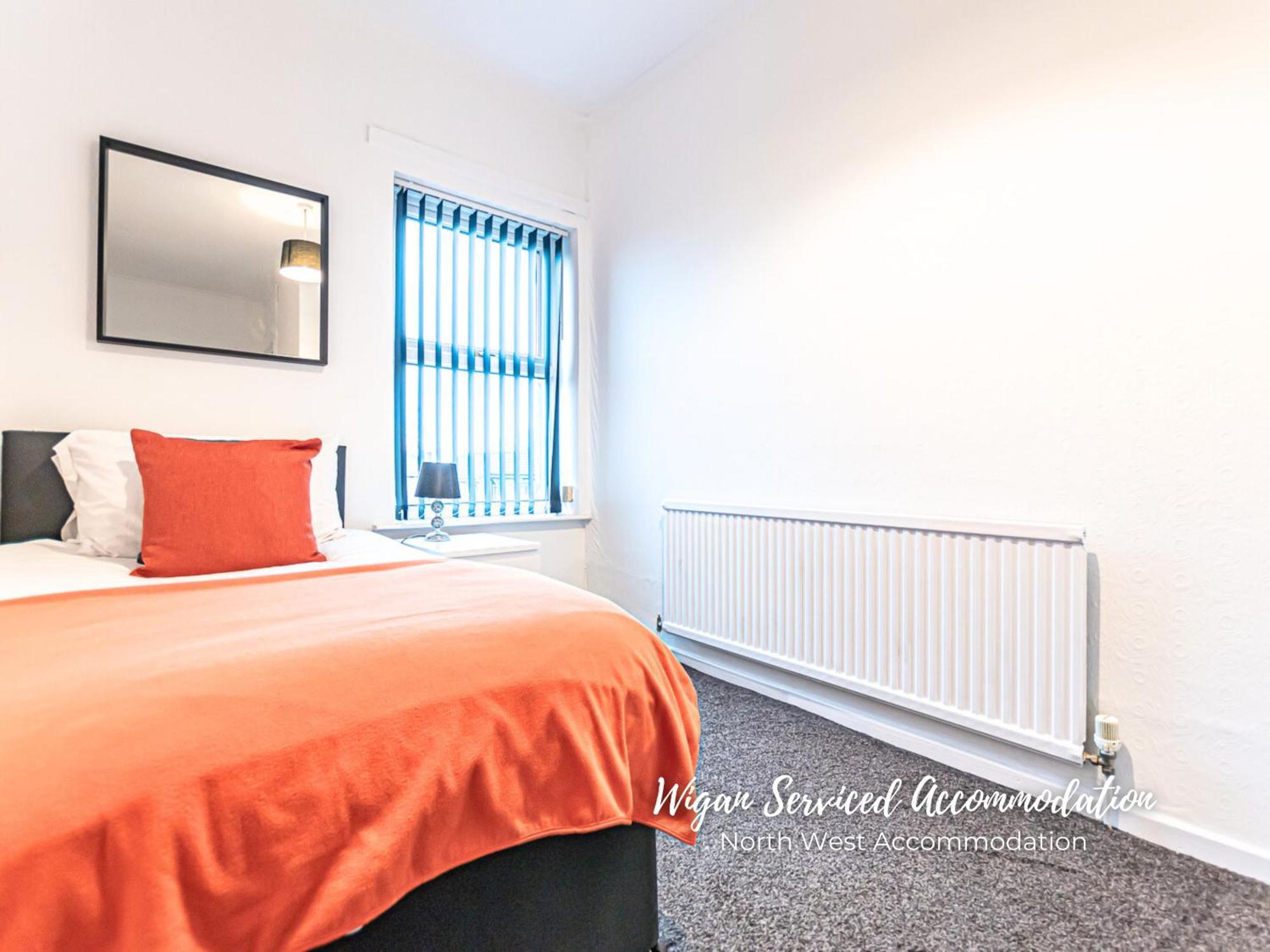 Wigan Serviced Accommodation Екстер'єр фото