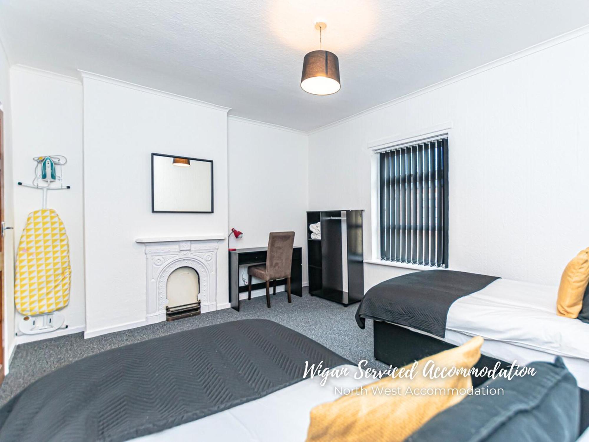 Wigan Serviced Accommodation Екстер'єр фото